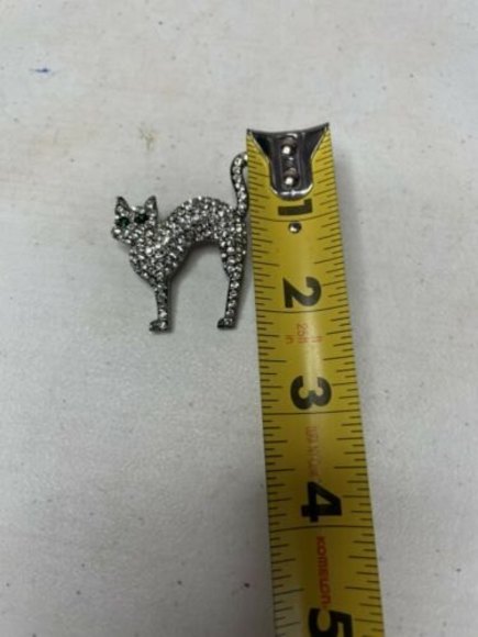 Cat Brooch Pin Silver Tone Rhinestone Green Eyes 2 X 2” - Picture 4 of 4